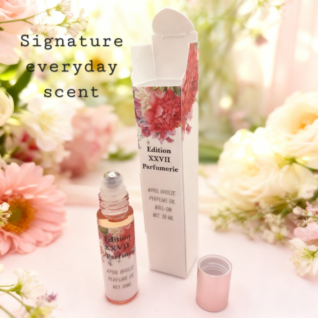 April Breeze Perfume Oil crafted with a floral and fresh scent profile Roll-On. This blend combines the delicate beauty of Ylang- ylang, Jasmine, Rose and Lemon- Net. 10 ML
